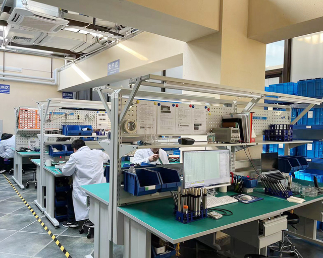 水传感器组件和质量控制工作站